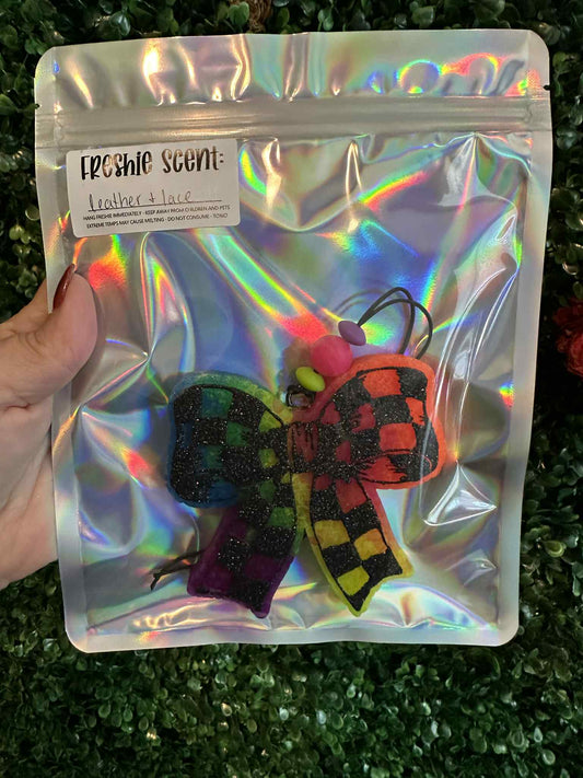Checkered Bow