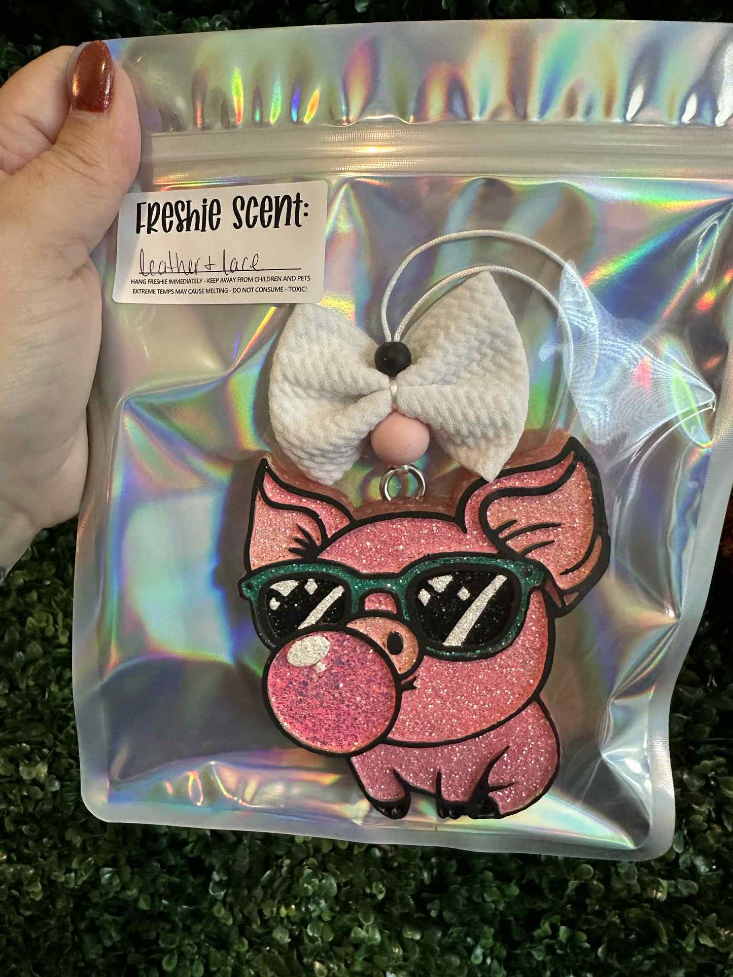 Cool, Pig w/Bubble Standard